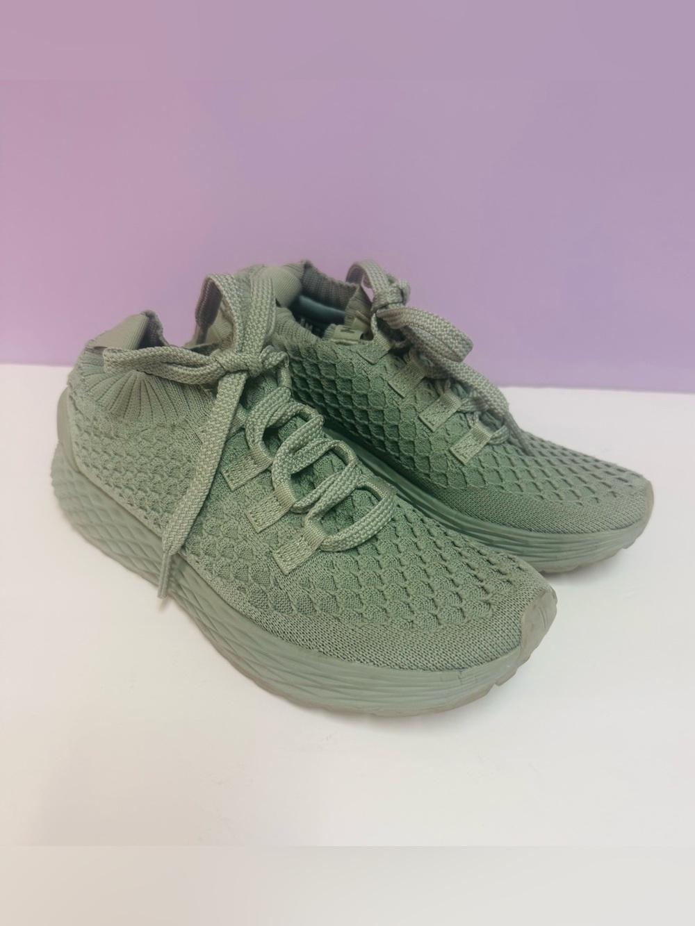 NoBull Women’s All-Day Knit athletic sneakers in a "Green Fog” Sz 38 7.5